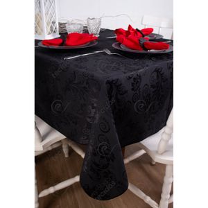 toalha-retangular-tecido-jacquard-preto-arabesco-tradicional