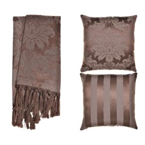 kit-manta-capa-de-almofada-em-tecido-jacquard-tradicional-marrom