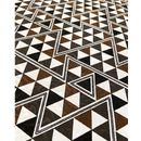 tecido-jacquard-estampado-triangulo-preto-marrom-2.jpg